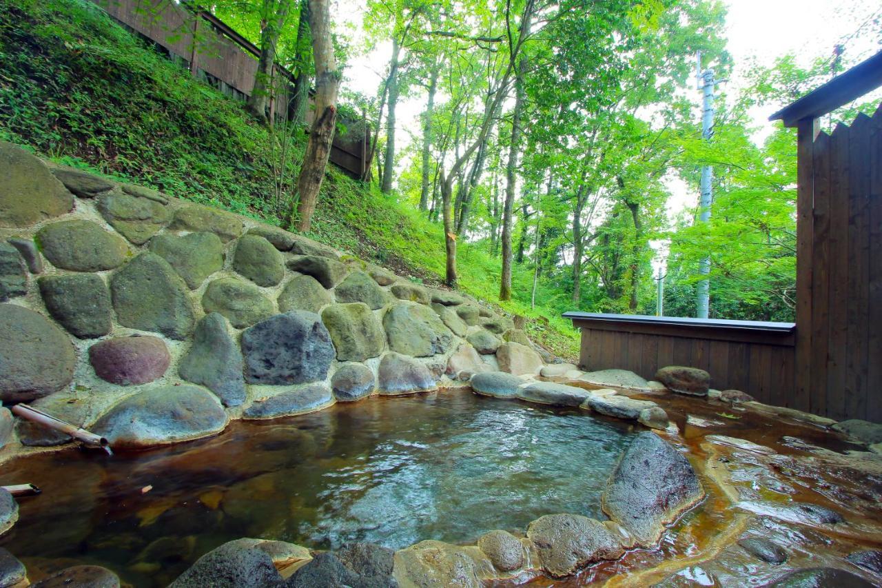Вилла Kurasako Onsen Sakura Минамиогуни Экстерьер фото