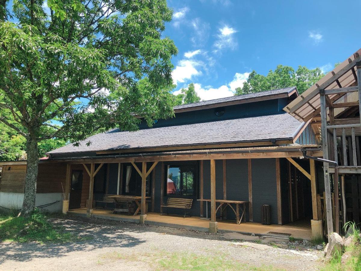 Вилла Kurasako Onsen Sakura Минамиогуни Экстерьер фото